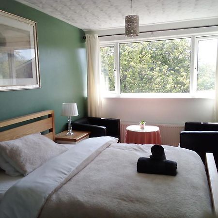 1 Luxurious Double Bedroom With Private Shower Ридинг Экстерьер фото